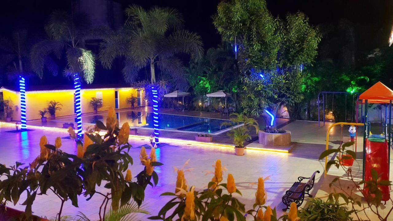 Resort Silver Hills Lonavala Dış mekan fotoğraf